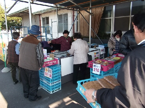 お客様多数ご来店